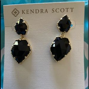 NWT Kendra Scott Quincy Earrings Black